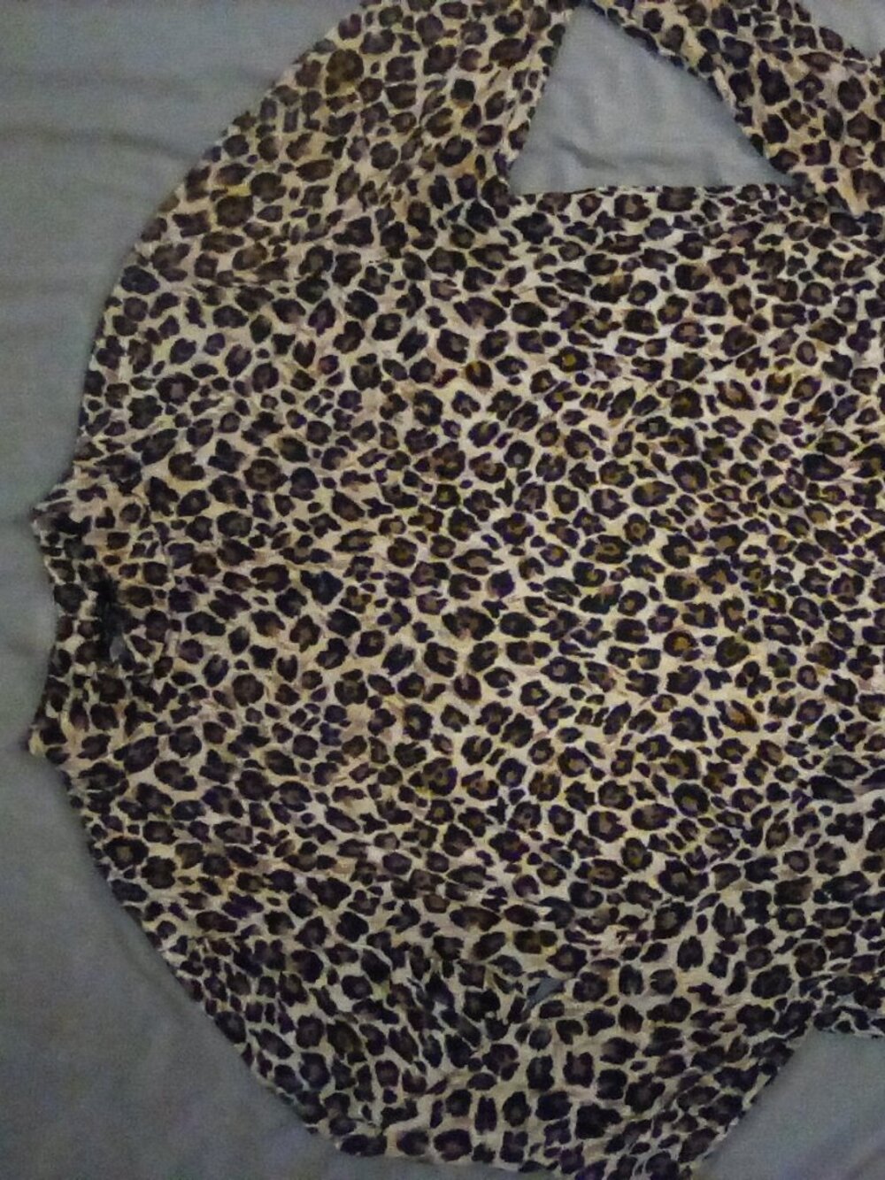Women's shirt